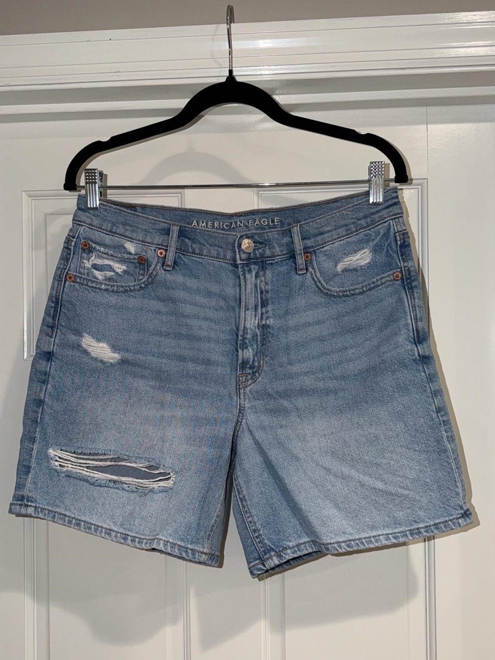 American eagle relaxed Jean shorts